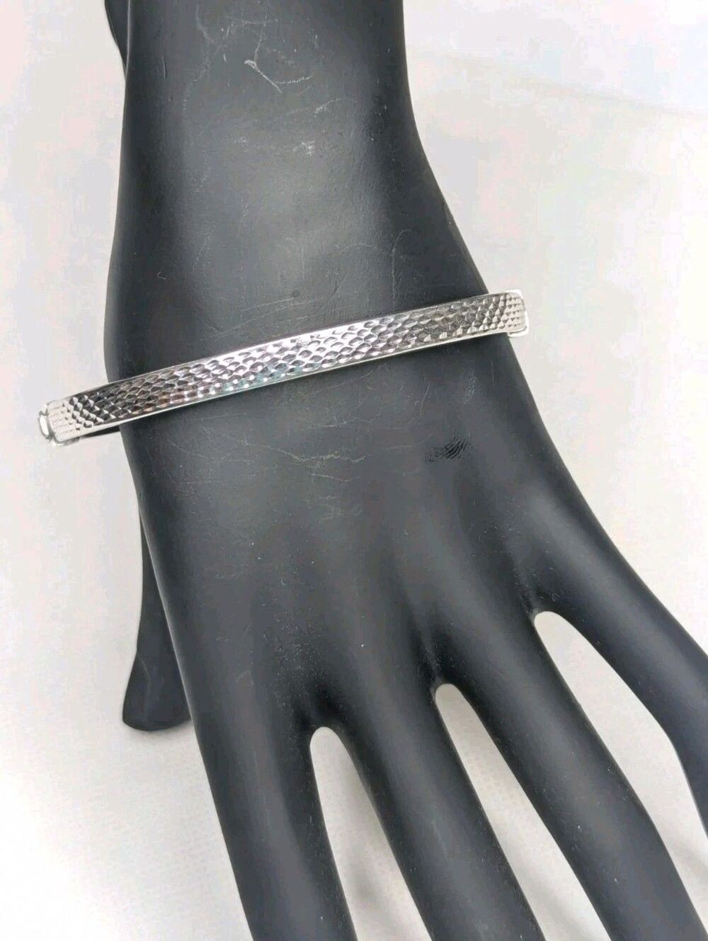 Hollow Sterling Silver Hinged Diamond Cut Bangle Bracelet, 7.5 inch